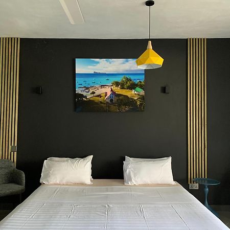 Kstudios Grand Baie Bagian luar foto